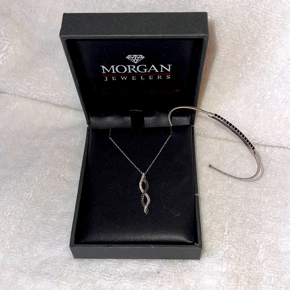 Morgan Jewelers Set - Necklace and Bracelet- Diamonds